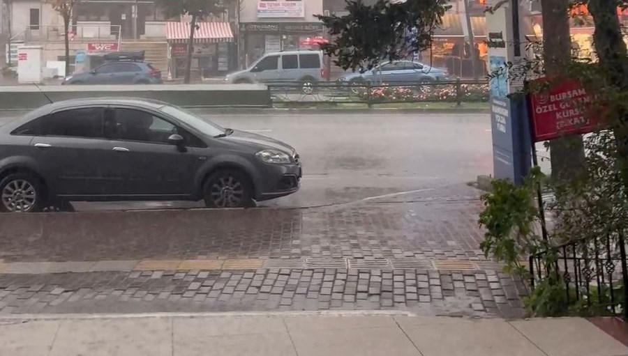 barajlardaki su tukenmisti bursa hasretle bekledigi yagmura kavustu fB7q1F1k.jpg