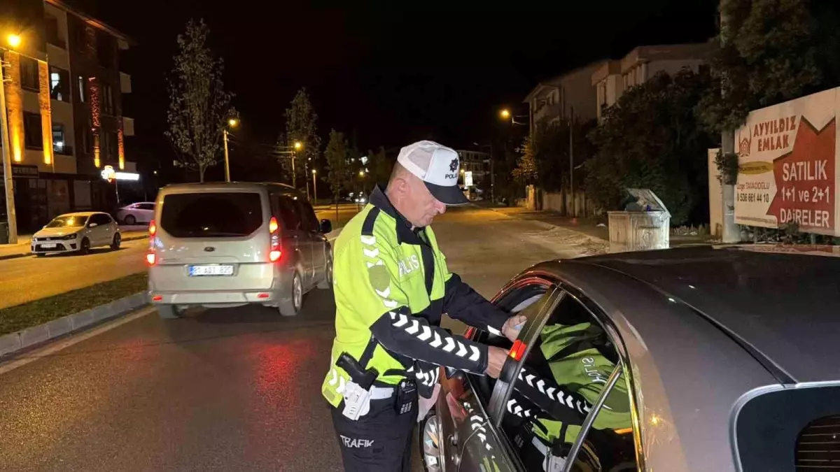 duzcede polis denetimleri suruyor 5rpUHTr9