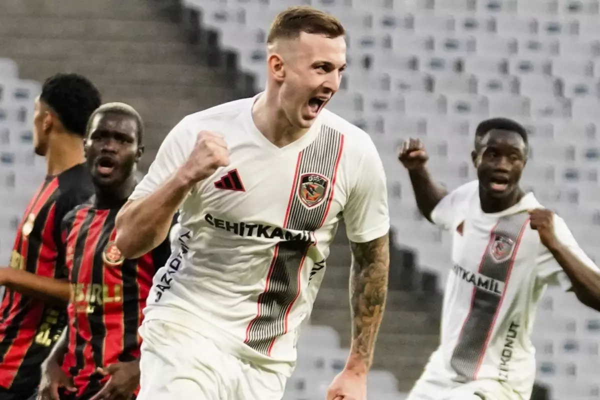 gaziantep fk istanbuldan 3 puanla dondu fC9uktMn