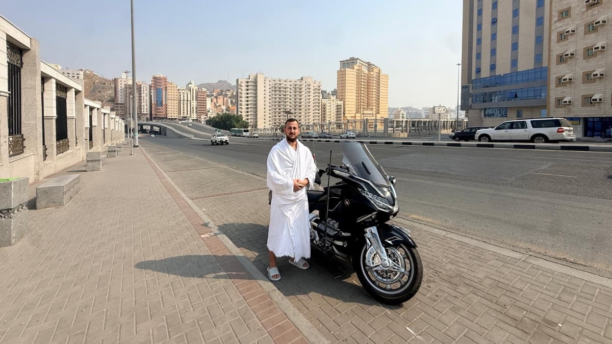 motosikletle umre yolculugunu tam 15 bin kilometreyle tamamladi x4DOXL14.jpg