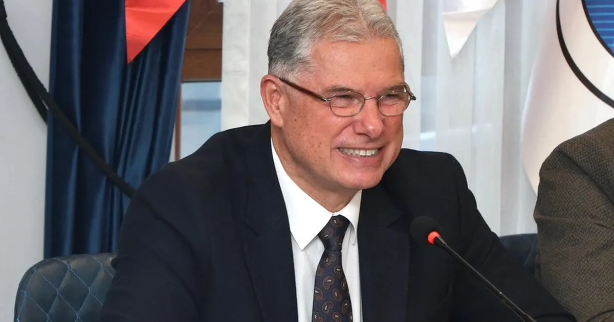 mudanya belediye baskani deniz dalgicin kapatilan hesabi yeniden acildi sIWiDZMW