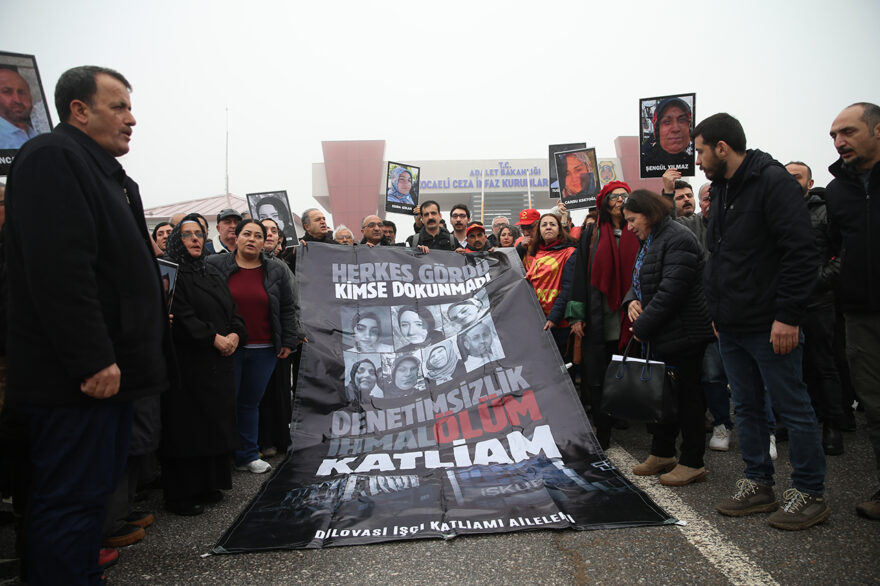 Kozmetik Fabrikasındaki Yangın Davasında Aileler Adalet Arıyor