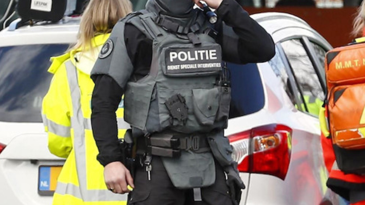 Hollanda’da Esed Rejimi Milisine 30 Yıl Hapis İstemi